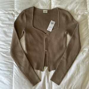 Abercrombie & Fitch sweater top
